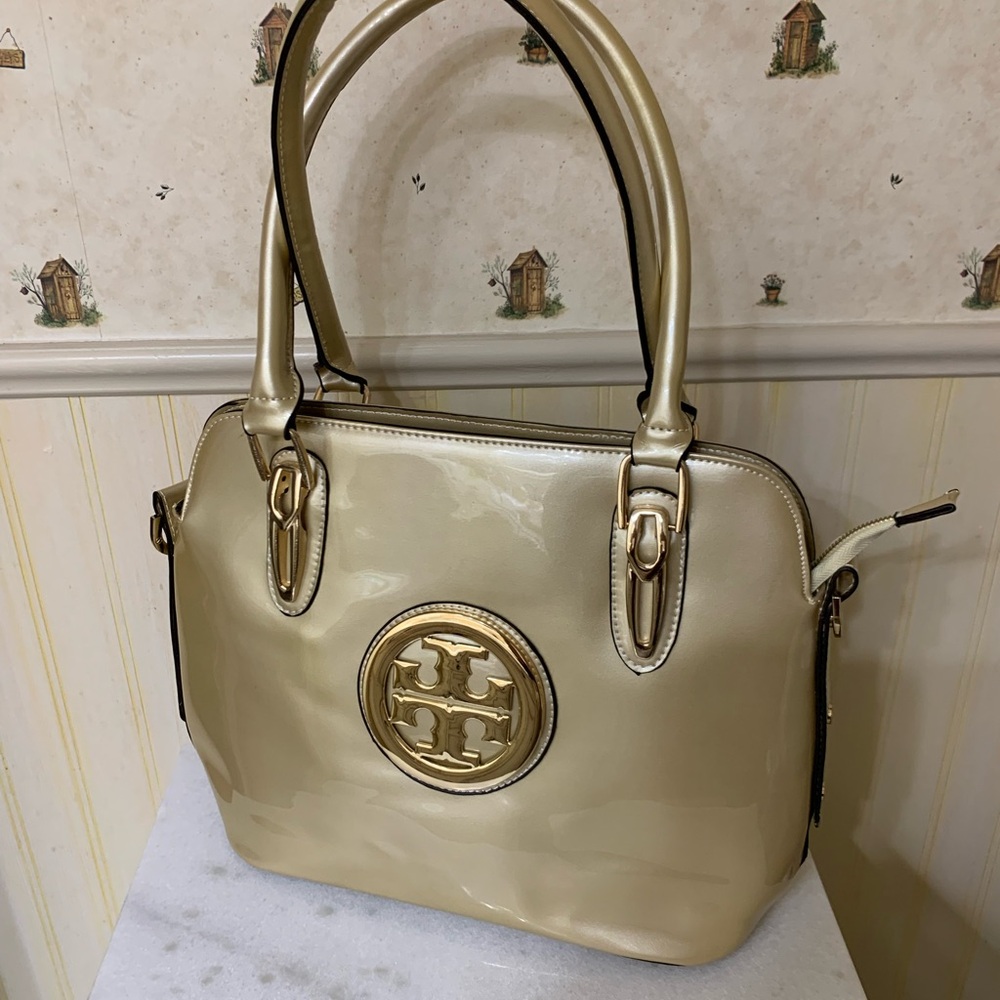 Elegant Gold Handbag
